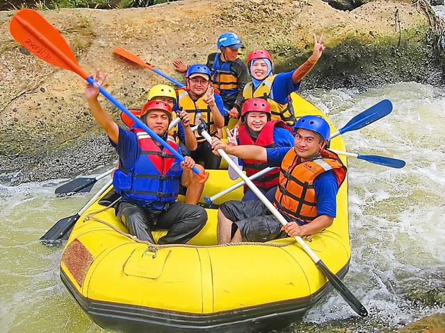 Rafting Cicatih, Citarik, Cisadane, Kalibaru